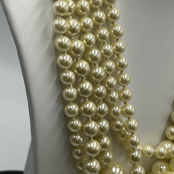 J. Crew Signed Chunky 5-Strand Cream Colored individually Knotted Pearl Necklace - Picture 5 of 11